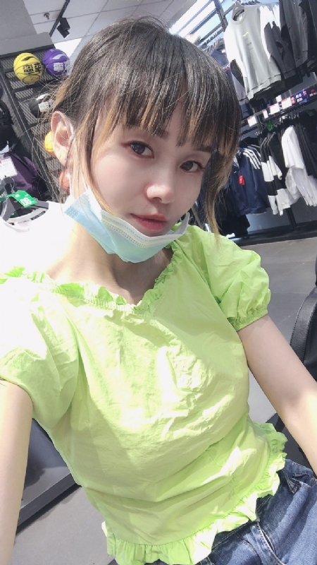 婀娜袅袅的第一张照片--河南认干亲服务网