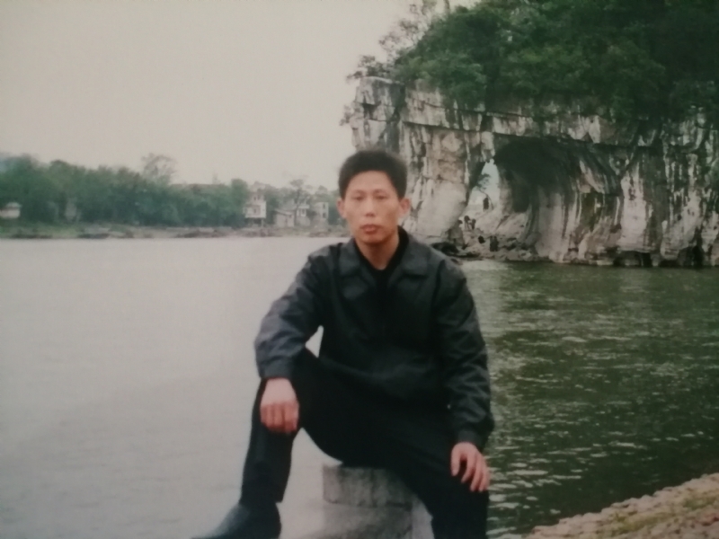 庸人自扰的第一张照片--河南认干亲服务网