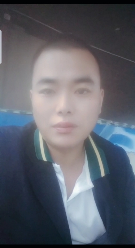 阳光男孩的第一张照片--河南认干亲服务网