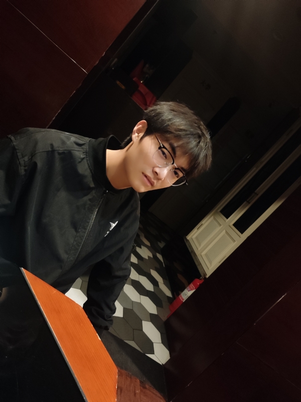 夜听雨的第一张照片--河南认干亲服务网